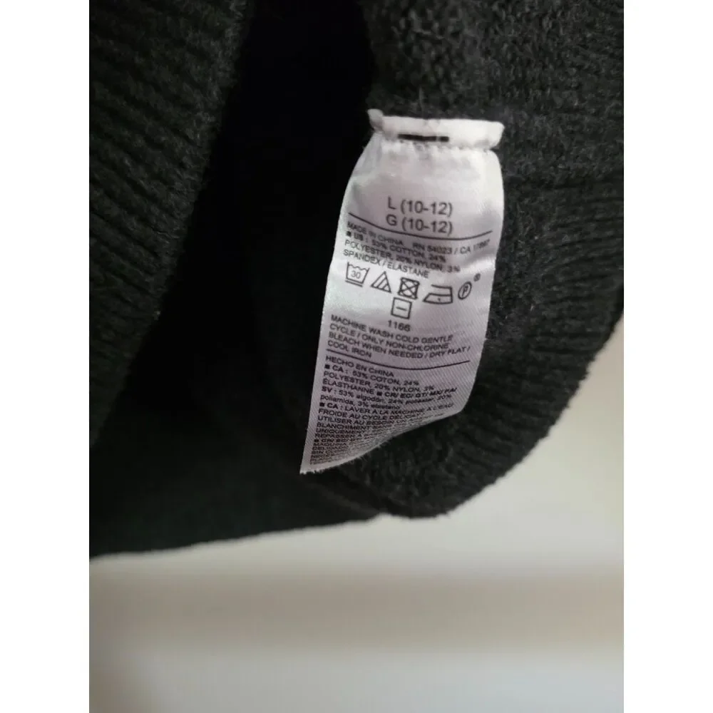Old Navy Kids Size L (10-12) Gray Skating Santa Graphic SoSoft Sweater